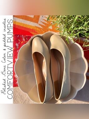 Comfortview Polished Bone Colored Pumps